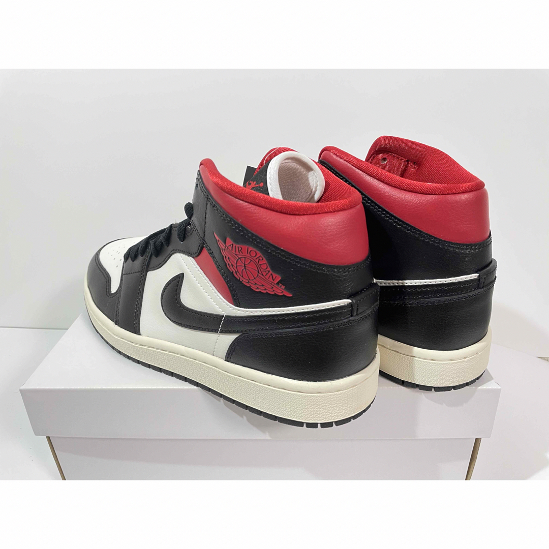 NIKE - 【新品】 WMNS27.5cm NIKEエアジョーダン1 MID NIKE - 【新品】 WMNS27.5cm NIKEエアジョーダン1 MID