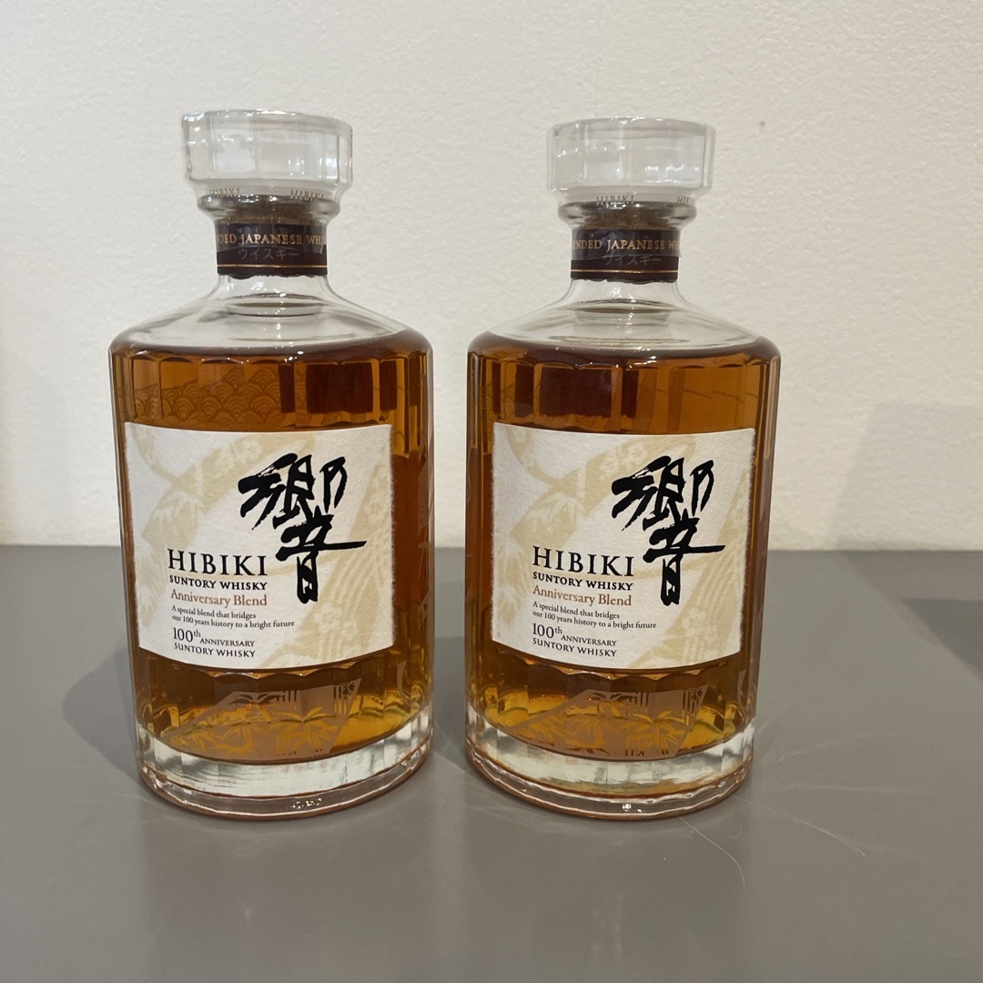 サントリー(サントリー)のサントリー響100周年記念ボトル2本セット 食品/飲料/酒の酒(ウイスキー)の商品写真