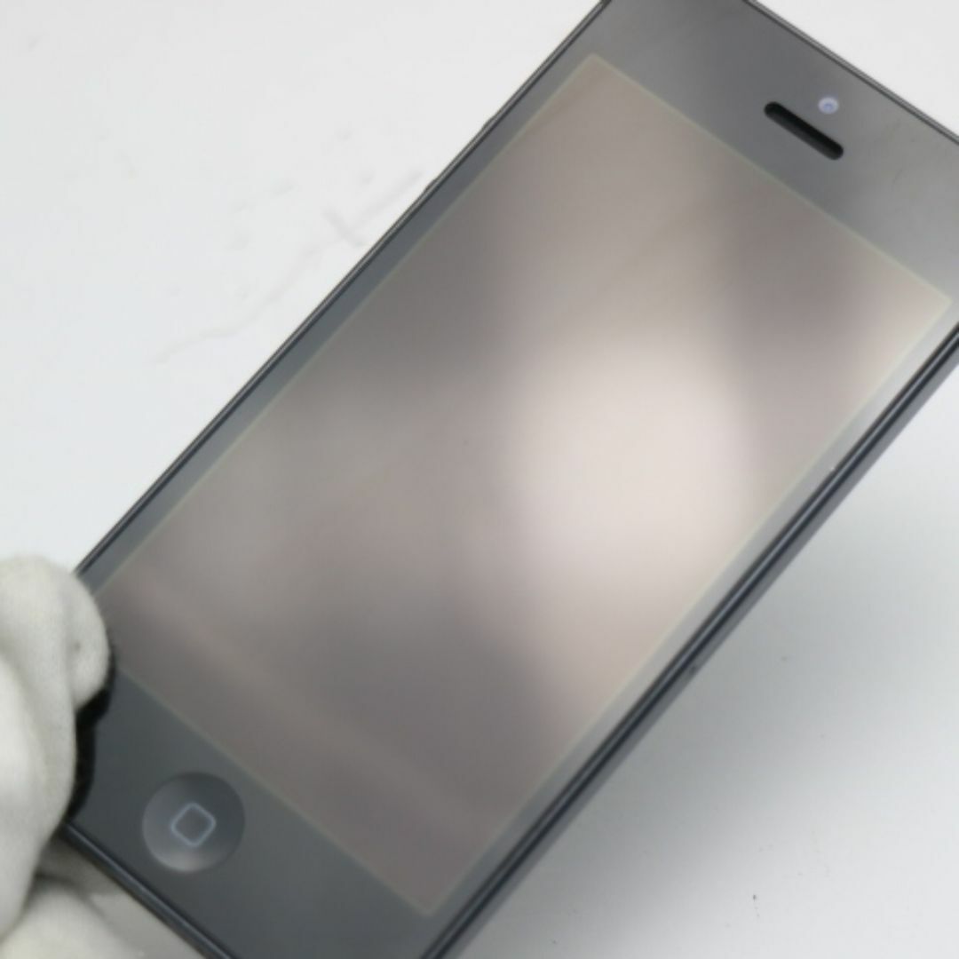 Apple(アップル)のiPhone5 16GB ブラック 白ロム M222 スマホ/家電/カメラのスマートフォン/携帯電話(スマートフォン本体)の商品写真