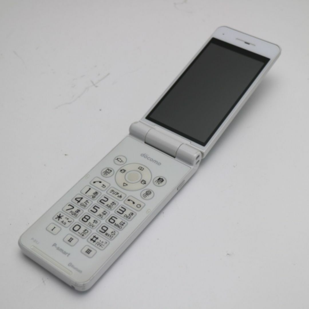 Panasonic(パナソニック)のP-01J P-smart ケータイ ホワイト  M222 スマホ/家電/カメラのスマートフォン/携帯電話(携帯電話本体)の商品写真