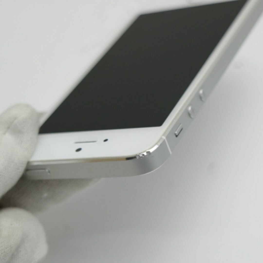 iPhone(アイフォーン)のiPhone5s 32GB シルバー  M222 スマホ/家電/カメラのスマートフォン/携帯電話(スマートフォン本体)の商品写真
