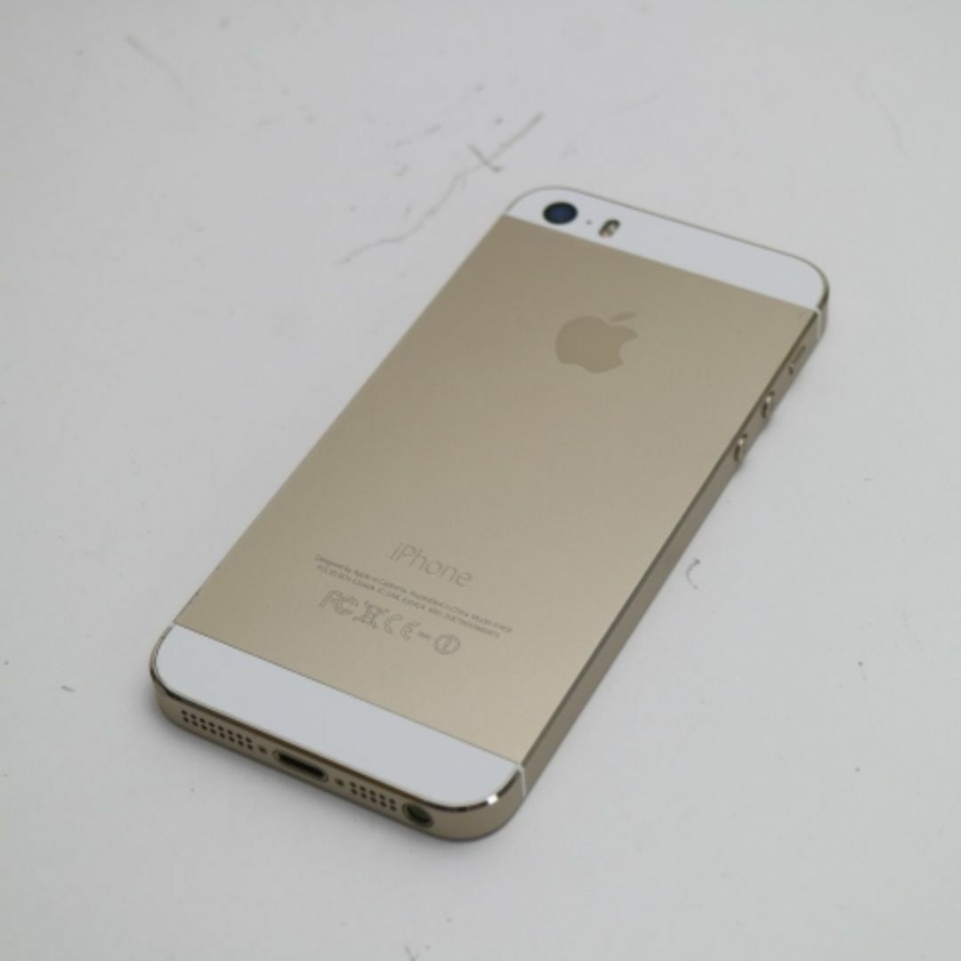 iPhone(アイフォーン)の超美品 DoCoMo iPhone5s 16GB ゴールド 白ロム M222 スマホ/家電/カメラのスマートフォン/携帯電話(スマートフォン本体)の商品写真