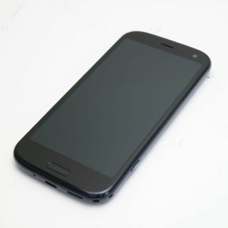 フジツウ(富士通)の新品同様 F-52B らくらくスマートフォン ネイビー SIMロック解除済み M222(スマートフォン本体)