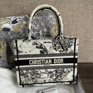 クリスチャンディオール(Christian Dior)のDior ディオール ブックトート エンブロイダリー(トートバッグ)