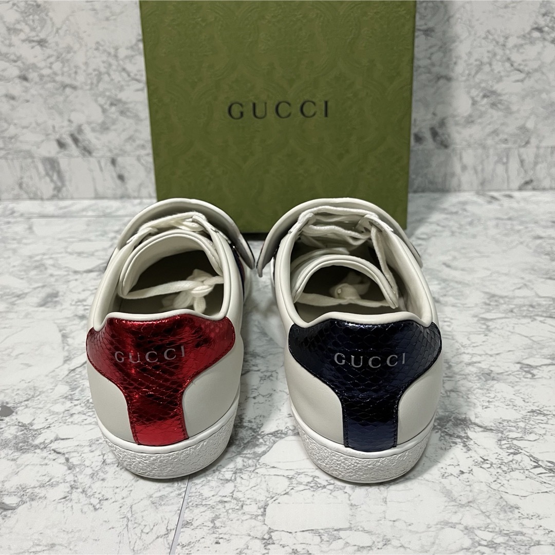 Gucci(グッチ)の✨美品✨GUCCI 安室奈美恵 ローカットスニーカー 唇 白 レザー 36 レディースの靴/シューズ(スニーカー)の商品写真
