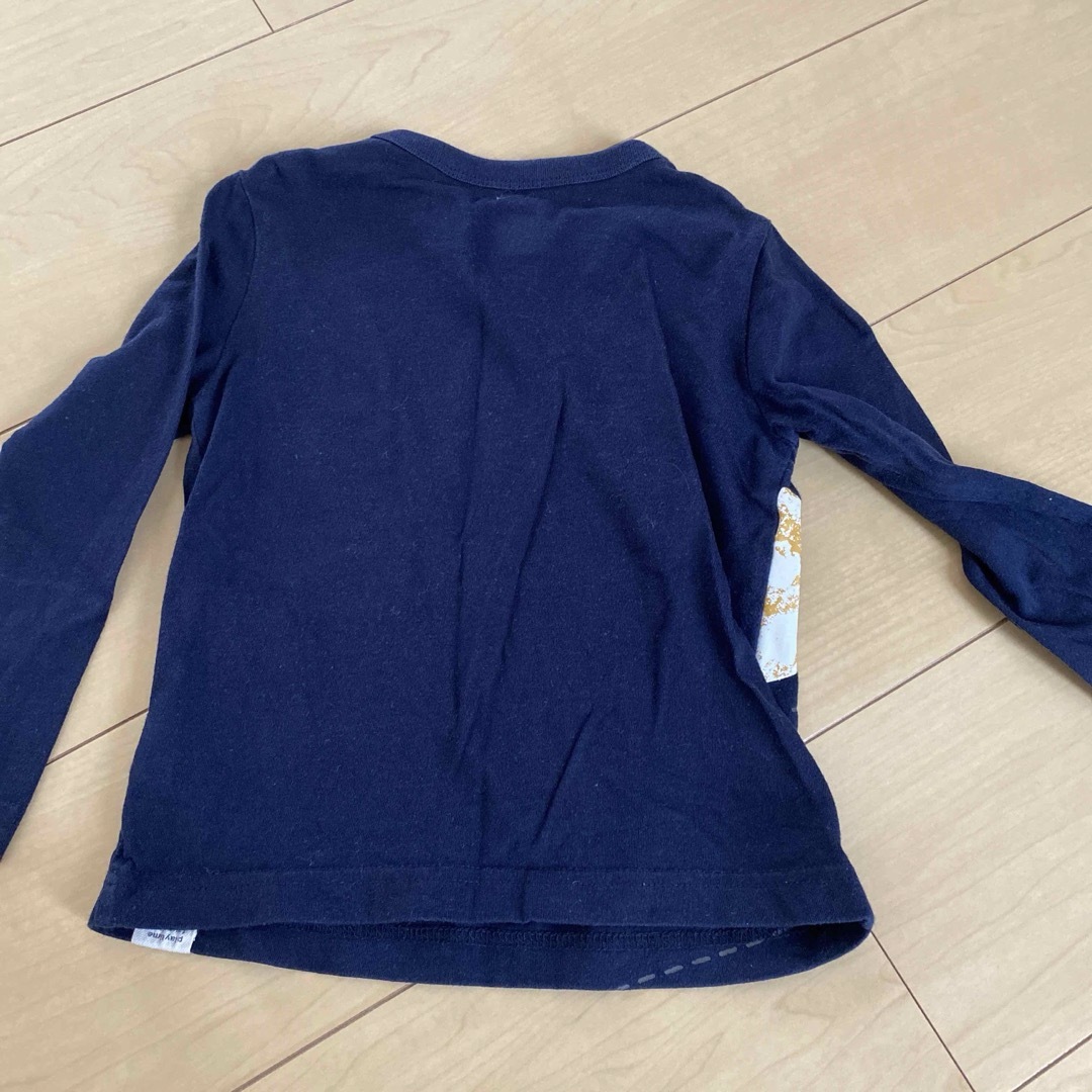 babyGAP(ベビーギャップ)のbaby gap 半袖Tシャツ 長袖Tシャツ ２枚セット　90cm 95cm キッズ/ベビー/マタニティのキッズ服男の子用(90cm~)(Tシャツ/カットソー)の商品写真