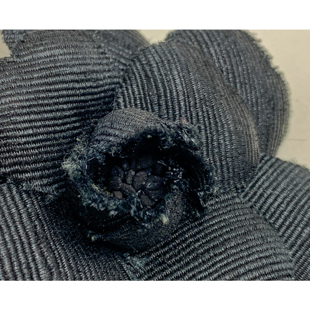 CHANEL - CHANEL シャネル デニム カメリア 花モチーフ フラワー CHANEL - CHANEL シャネル デニム カメリア 花モチーフ フラワー