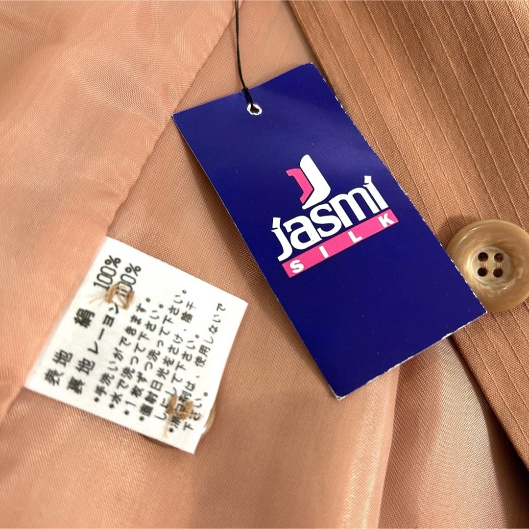 ジャスミン(ジャスミン)の【新品未使用】Jasmi  SILK 絹100% ジャケット 肩パッド L レディースのジャケット/アウター(テーラードジャケット)の商品写真