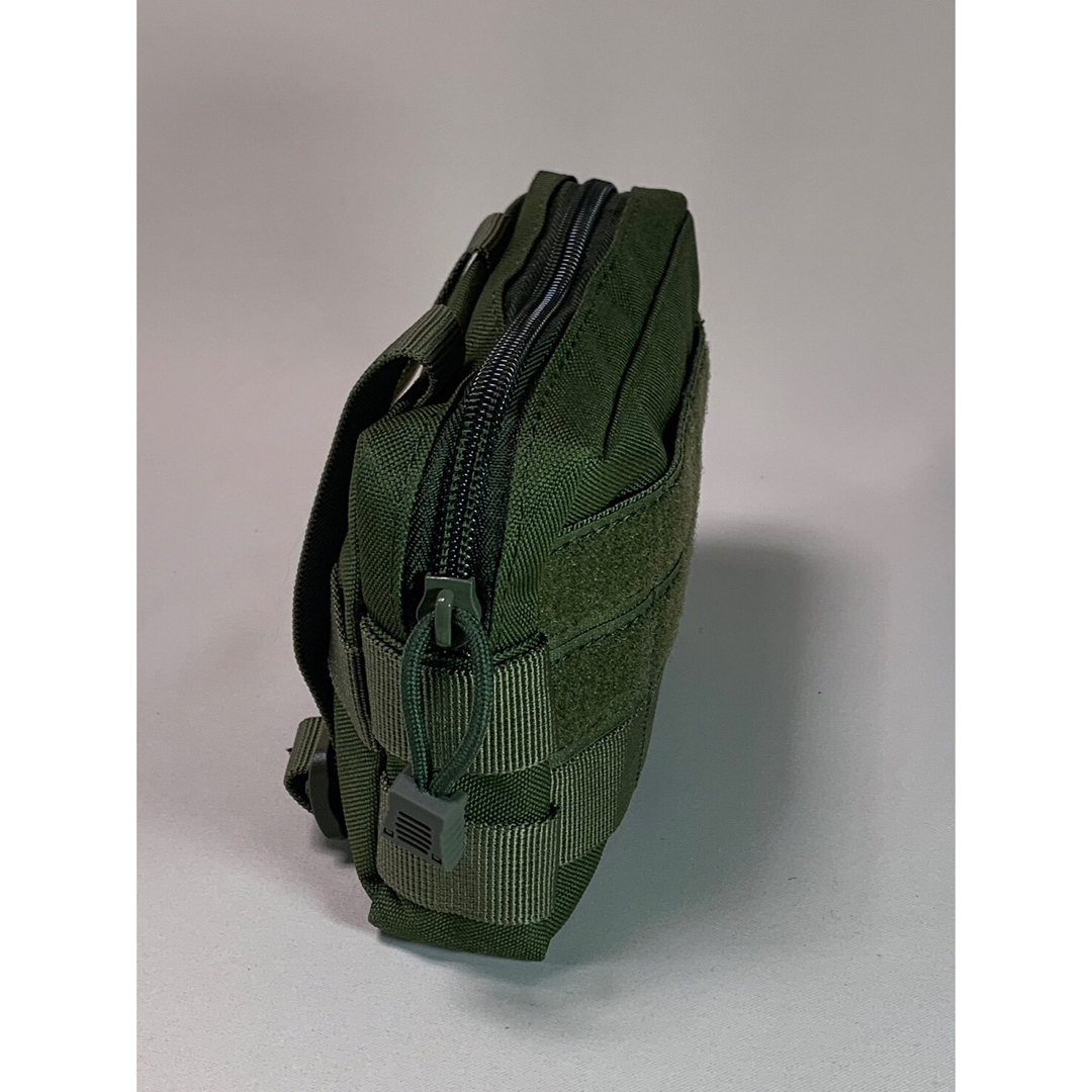 【カーキ】 タクティカルポーチ　ミリタリーポーチ　モールシステム　molle スポーツ/アウトドアのアウトドア(その他)の商品写真