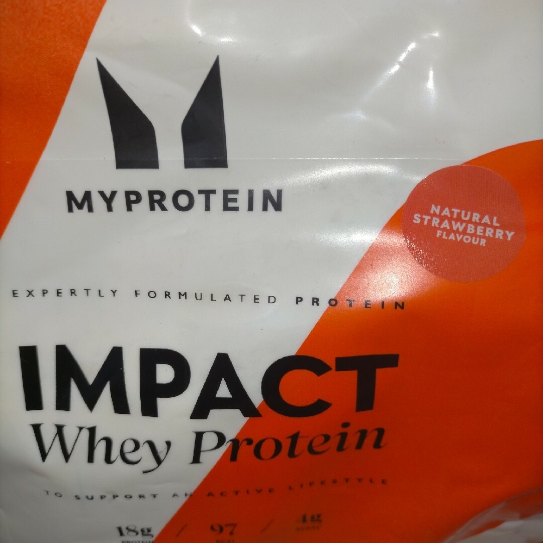 MYPROTEIN(マイプロテイン)のマイプロテイン ホエイプロテイン ナチュラルストロベリー 1kg 筋トレ 食品/飲料/酒の健康食品(プロテイン)の商品写真