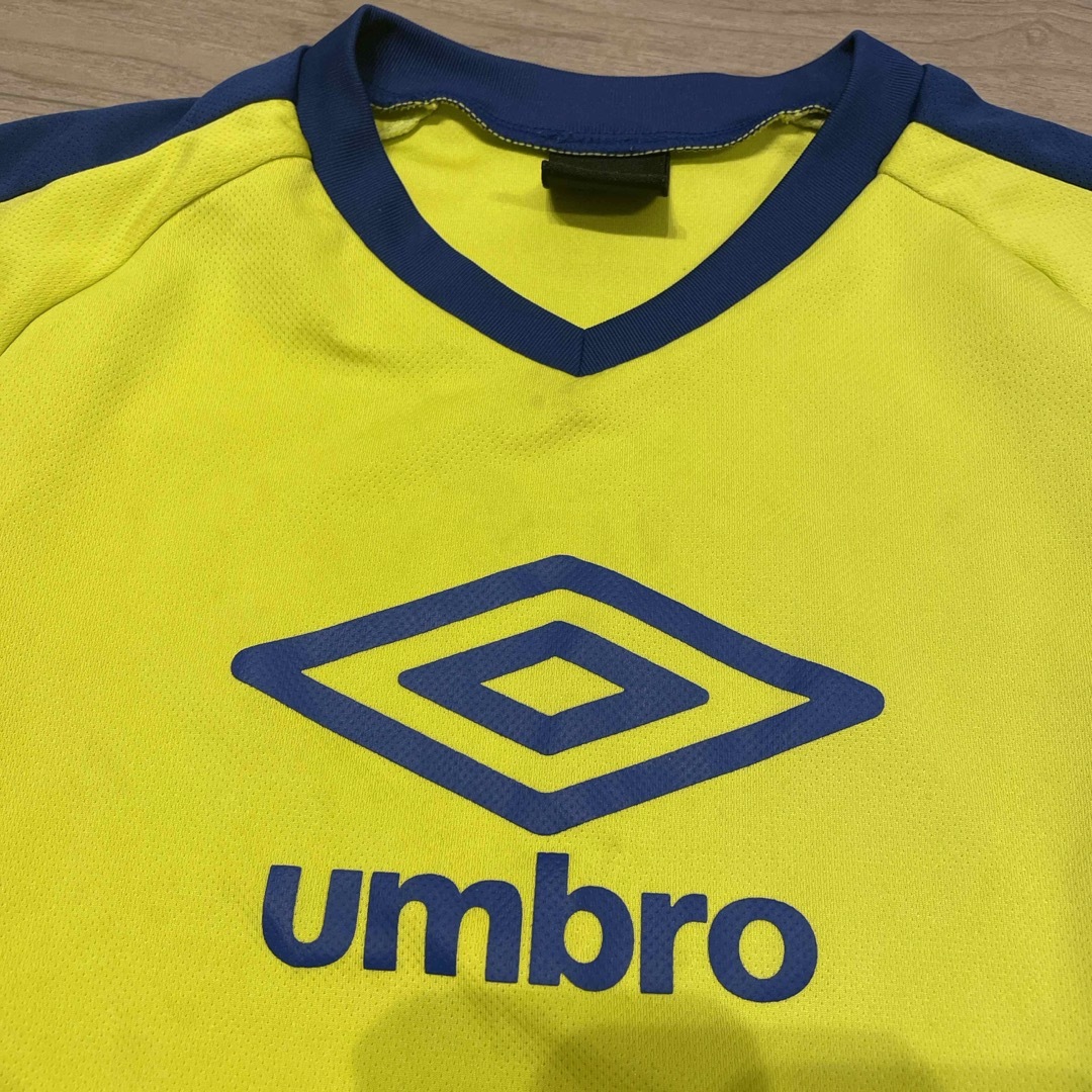 UMBRO(アンブロ)のアンブロのサッカーキッズウェア キッズ/ベビー/マタニティのキッズ服男の子用(90cm~)(Tシャツ/カットソー)の商品写真