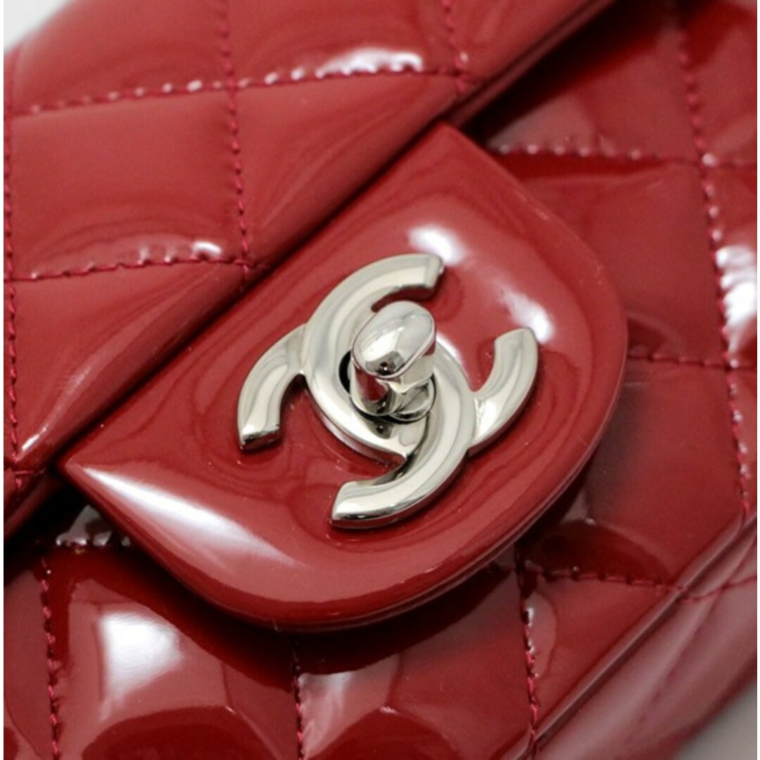 CHANEL(シャネル)のシャネル CHANEL エクストラ ミニマトラッセ チェーンショルダーバッグ パテント×ラム 赤 S金具 【64869】 レディースのバッグ(ショルダーバッグ)の商品写真