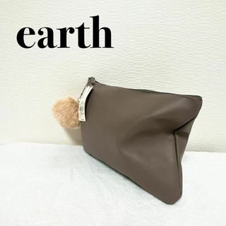 アースミュージックアンドエコロジー(earth music & ecology)の未使用美品✨earthアースミュージックアンドエコロジーハンドバッグチャコール(ハンドバッグ)