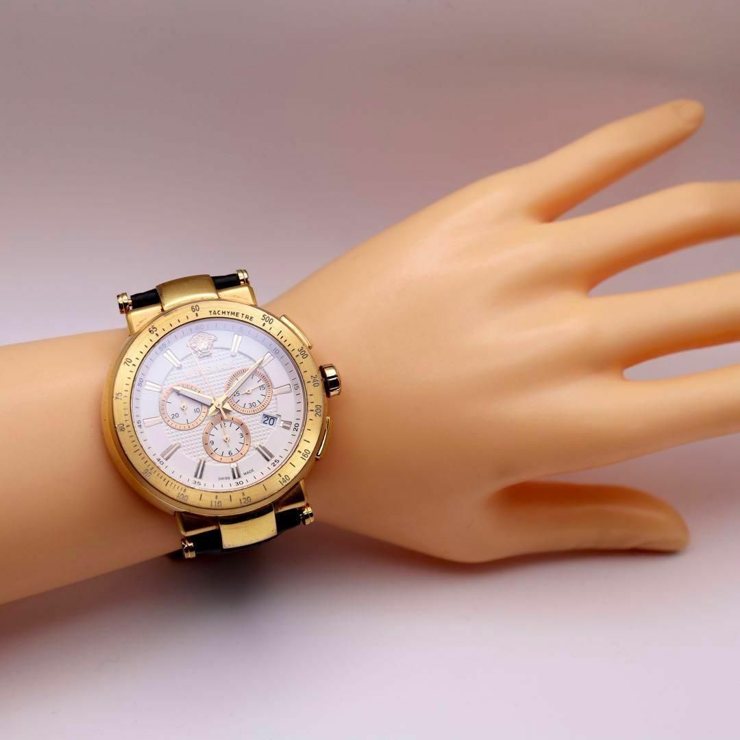 美品！VERSACE クロノグラフ デイト メンズ腕時計 466 メンズの時計(腕時計(アナログ))の商品写真