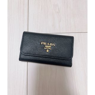 PRADA - プラダ PRADA キーケース 三つ折り4連 サフィアーノ バイ PRADA - プラダ PRADA キーケース 三つ折り4連 サフィアーノ バイ