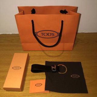 【新品】トッズ　TOD'S キーリング　キーチャーム