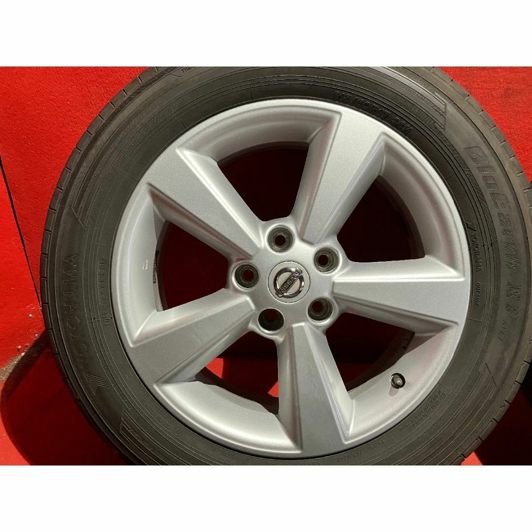 中古サマータイヤホイールセット 【215/60R17 YOKOHAMA AE61】[日産 デュアリス純正] 4本SET 自動車/バイクの自動車(タイヤ・ホイールセット)の商品写真