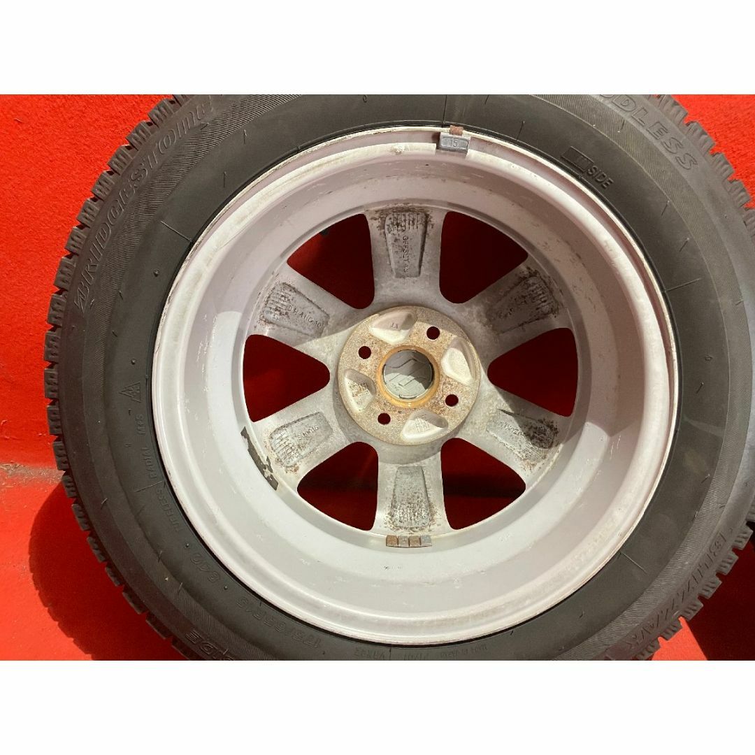 中古スタッドレスタイヤホイールセット 【175/65R15 BRIDGESTONE VRX2】[スズキ スイフト純正] 4本SET 自動車/バイクの自動車(タイヤ・ホイールセット)の商品写真