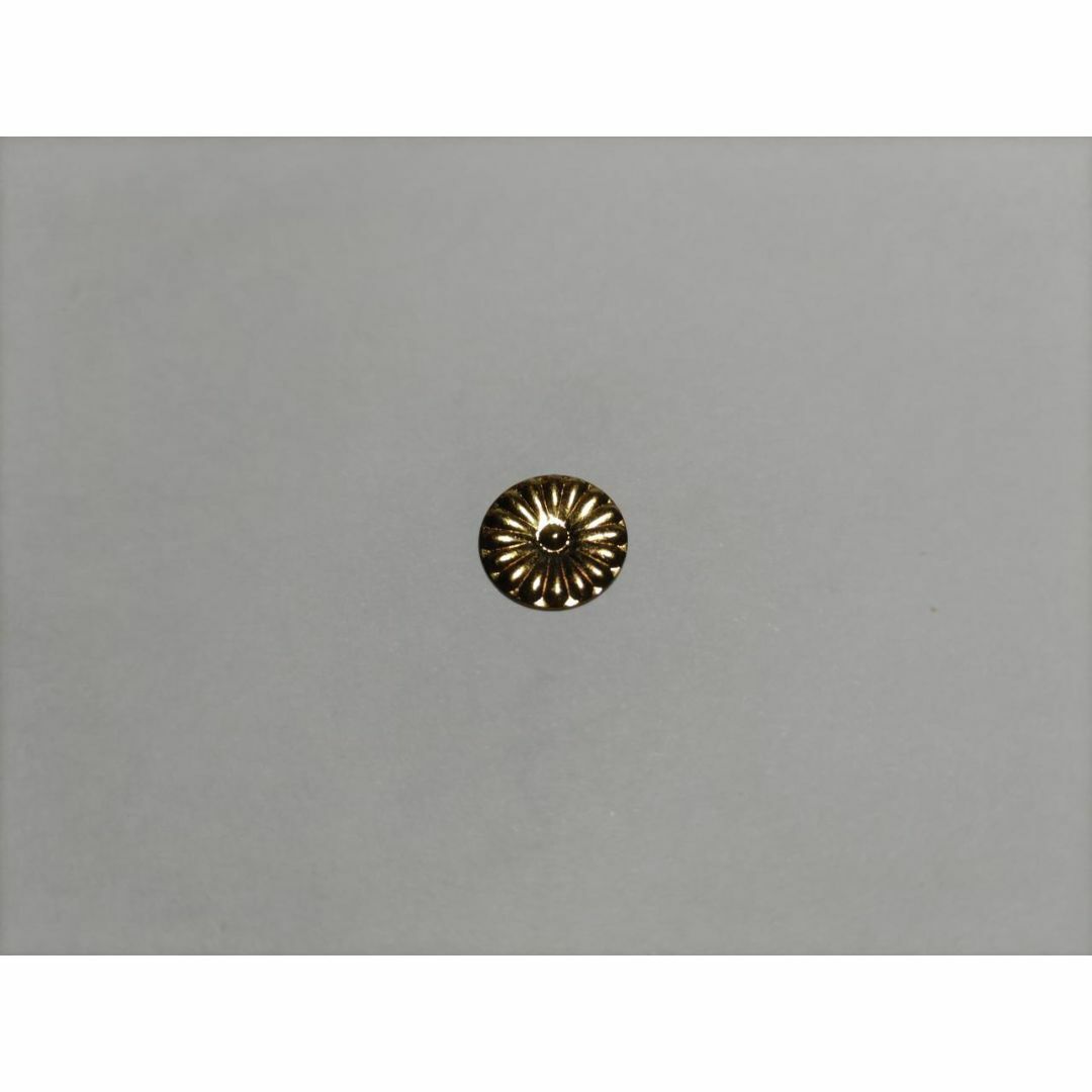 ★☆【菊紋金具】４分ｘ20枚　神殿、神輿、仏壇、真鍮金具（直径12ｍｍ） エンタメ/ホビーの美術品/アンティーク(金属工芸)の商品写真