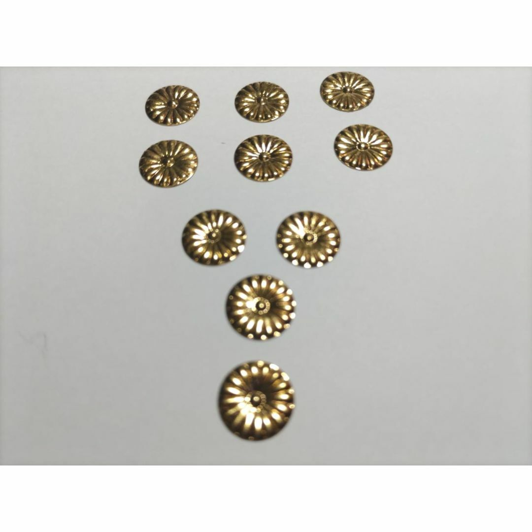 ★☆【菊紋金具】４分ｘ20枚　神殿、神輿、仏壇、真鍮金具（直径12ｍｍ） エンタメ/ホビーの美術品/アンティーク(金属工芸)の商品写真