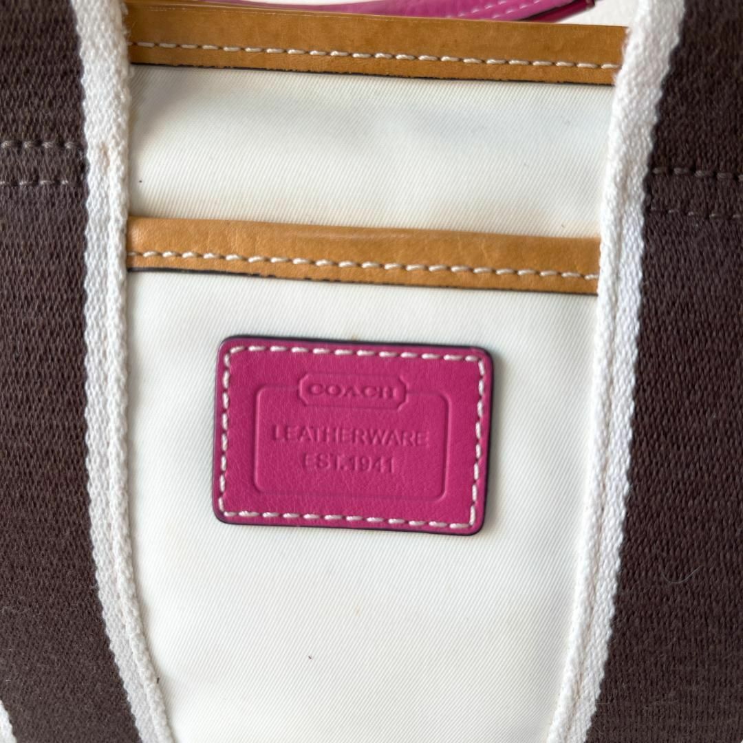 COACH(コーチ)の美品✨COACH コーチハンドバッグトートバッグホワイト白 レディースのバッグ(トートバッグ)の商品写真