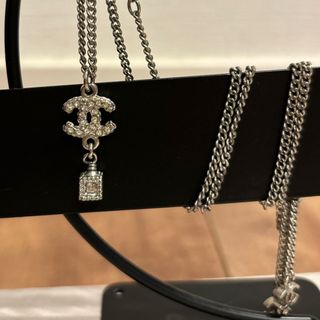 シャネル(CHANEL)のCHANEL キューブクリスタルCCペンダント(ネックレス)