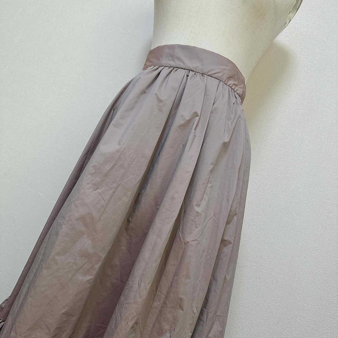 31 Sons de mode(トランテアンソンドゥモード)のトランテアン　裾チュールタフタフレアスカート レディースのスカート(ロングスカート)の商品写真