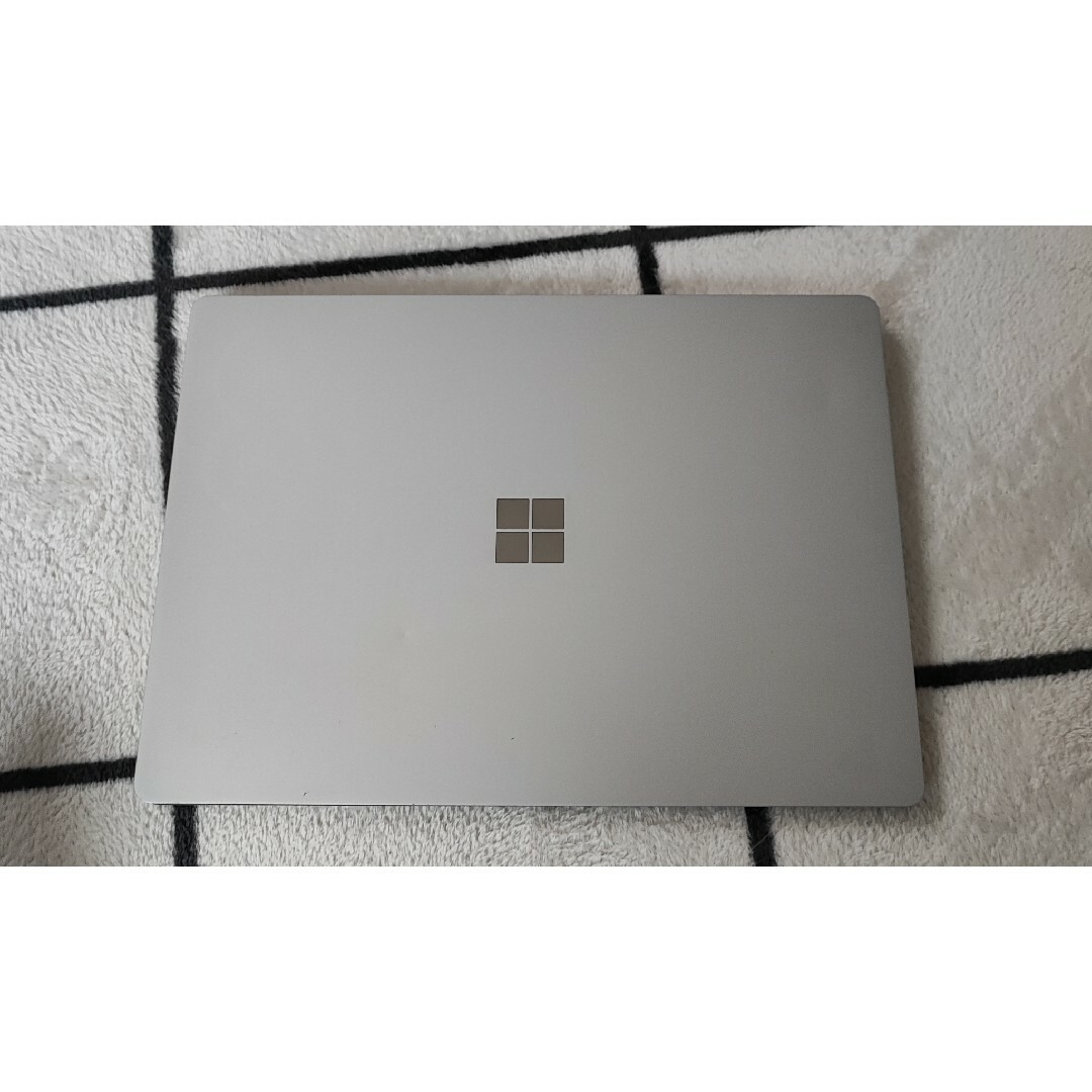 Microsoft(マイクロソフト)のSurface Laptop 2 i5/8GB/256GB スマホ/家電/カメラのPC/タブレット(ノートPC)の商品写真