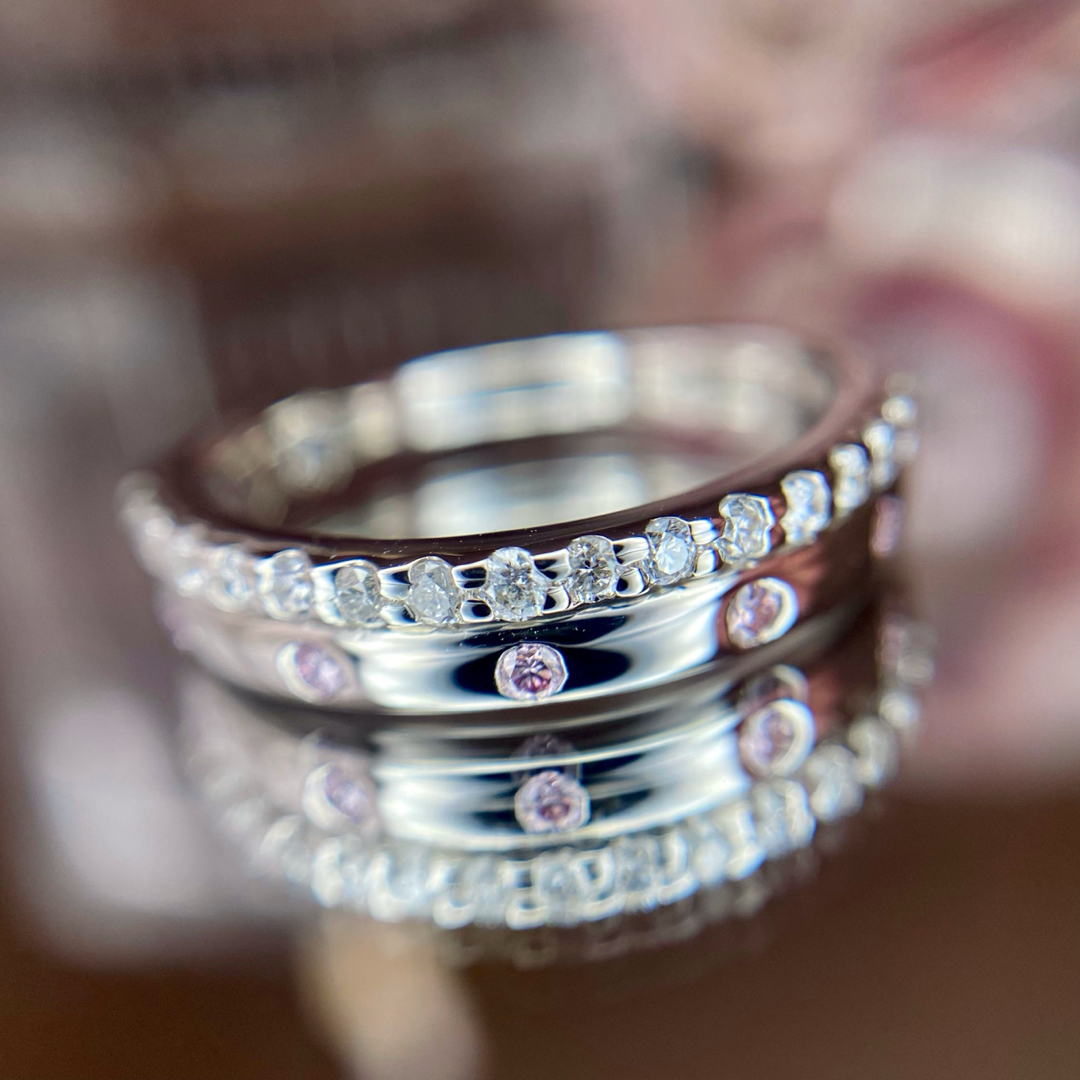 天然無処理 ピンクダイヤモンド ダブルライン リング 計0.25ct PT レディースのアクセサリー(リング(指輪))の商品写真