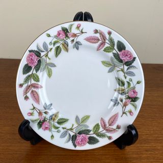 ウェッジウッド(WEDGWOOD)のウェッジウッド　ハザウェイローズ　プレート　ケーキ皿　バラ　ヴィンテージ (食器)