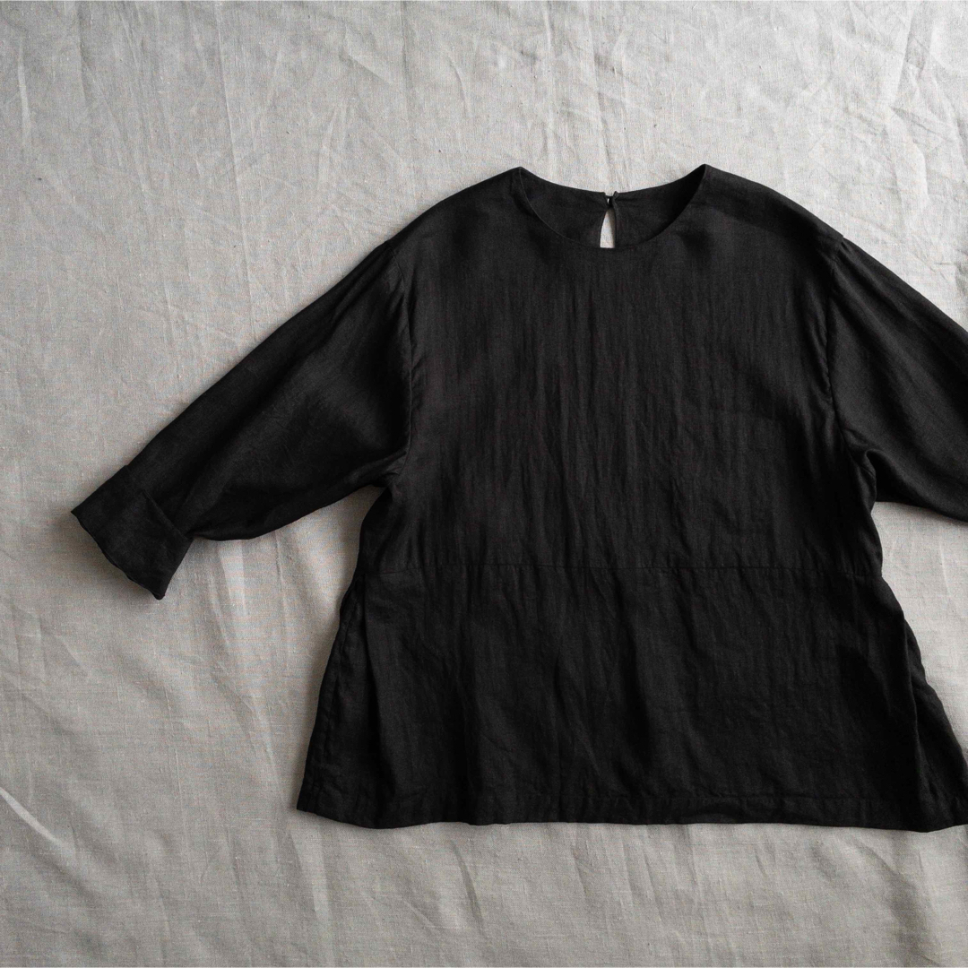 ARTS&SCIENCE(アーツアンドサイエンス)のARTS&SCIENCE 23SS Side Tuck Peplum Blou レディースのトップス(シャツ/ブラウス(長袖/七分))の商品写真