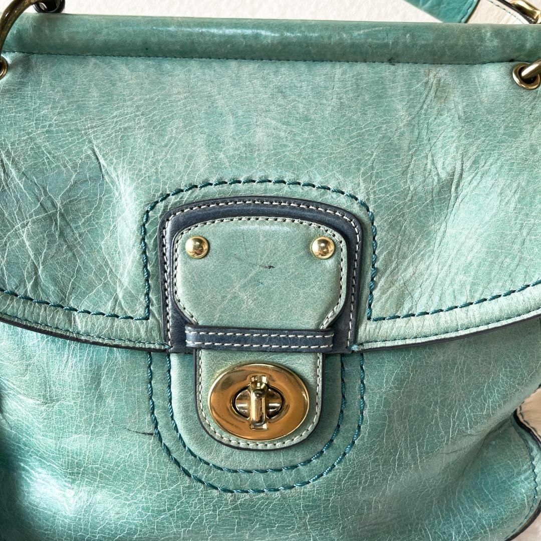 COACH(コーチ)の美品✨COACH コーチショルダーバッグハンドバッググリーン緑ターンロック レディースのバッグ(ショルダーバッグ)の商品写真