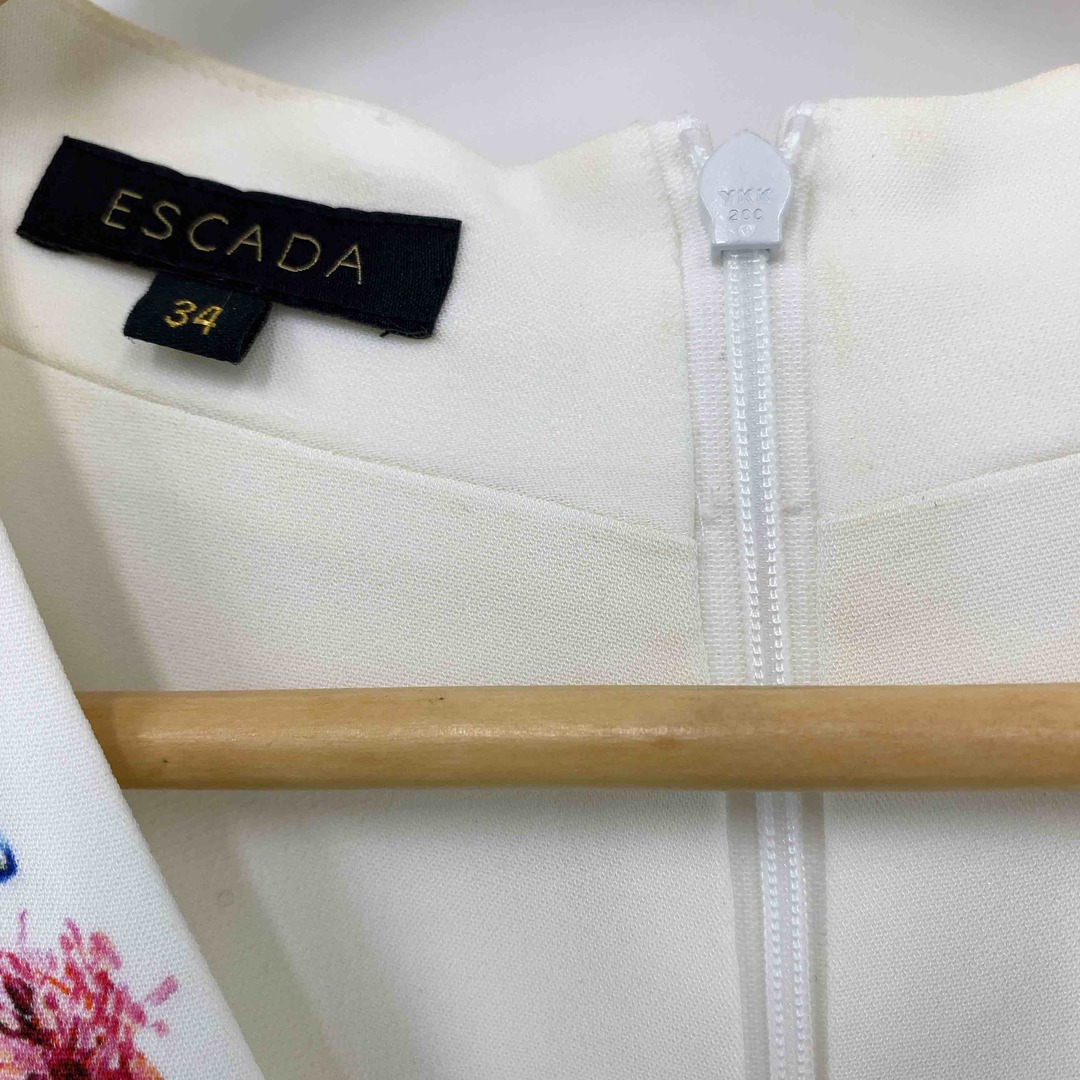ESCADA(エスカーダ)のESCADA エスカーダ レディース 半袖ワンピース 花柄 レディースのワンピース(その他)の商品写真