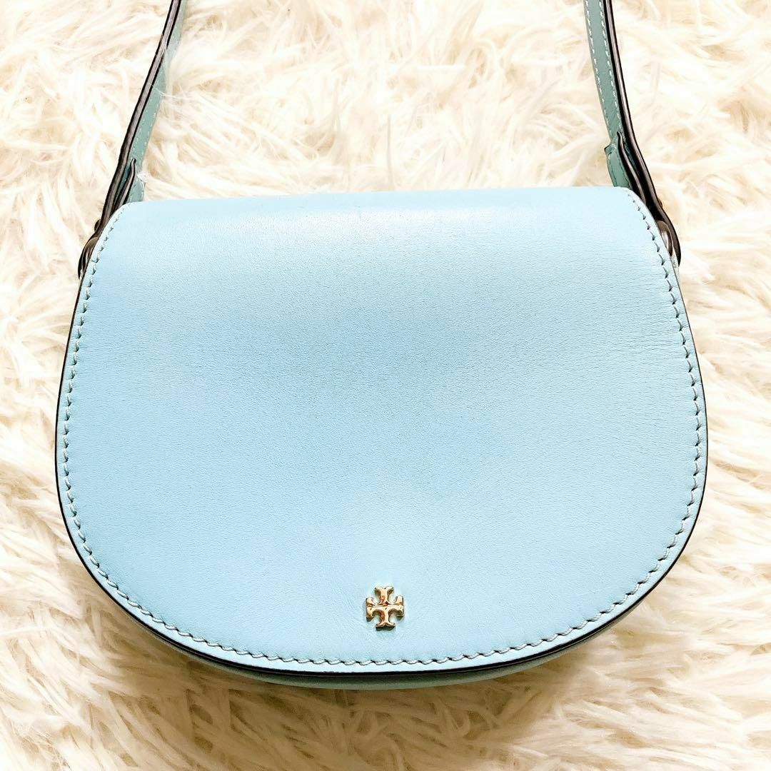 Tory Burch(トリーバーチ)の【格安】トリーバーチ  ショルダーバッグ　ゴールドロゴ  レザー　本革 レディースのバッグ(ショルダーバッグ)の商品写真