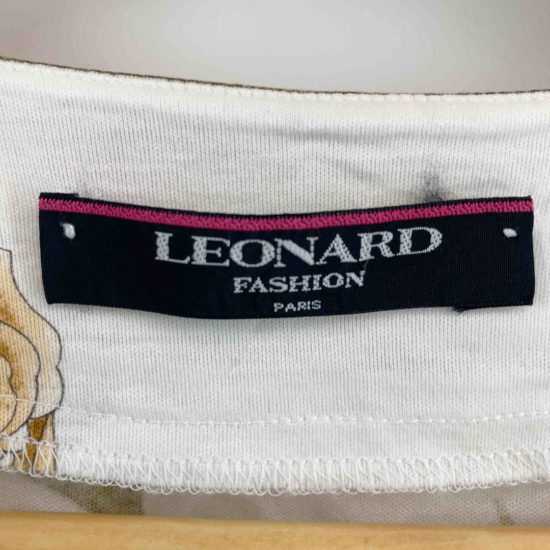 LEONARD(レオナール)のLEONARD レオナール レディース トップス Tシャツ（半袖）総柄 レディースのトップス(Tシャツ(半袖/袖なし))の商品写真