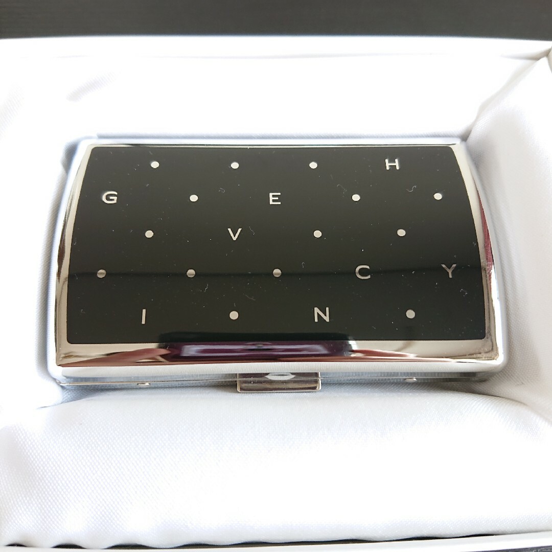 GIVENCHY(ジバンシィ)のGIVENCHY  ジバンシィ  シガレット ケース  タバコ入れ メンズのファッション小物(タバコグッズ)の商品写真