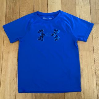 アンダーアーマー(UNDER ARMOUR)の【美品】子供服 Tシャツ(Tシャツ/カットソー)