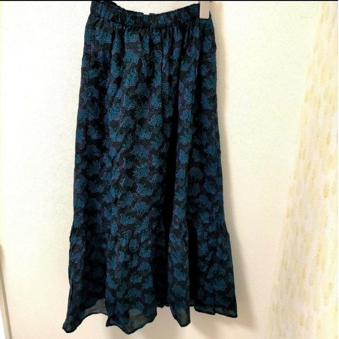 UNIQLO(ユニクロ)のユニクロ ANNA SUI アナスイＳ ティアードスカート 黒 レディースのスカート(ロングスカート)の商品写真