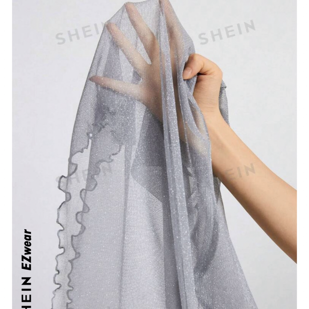SHEIN(シーイン)のシースルー 裾メロウ  ラメトップス レディースのトップス(シャツ/ブラウス(長袖/七分))の商品写真