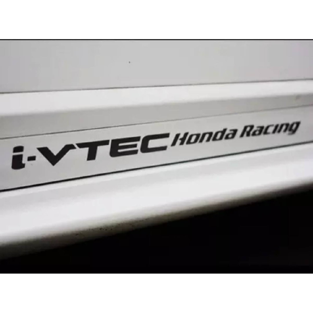 ホンダ■i-VTEC  Honda Racing ステッカー1 白銀（光反射） 自動車/バイクの自動車(車外アクセサリ)の商品写真