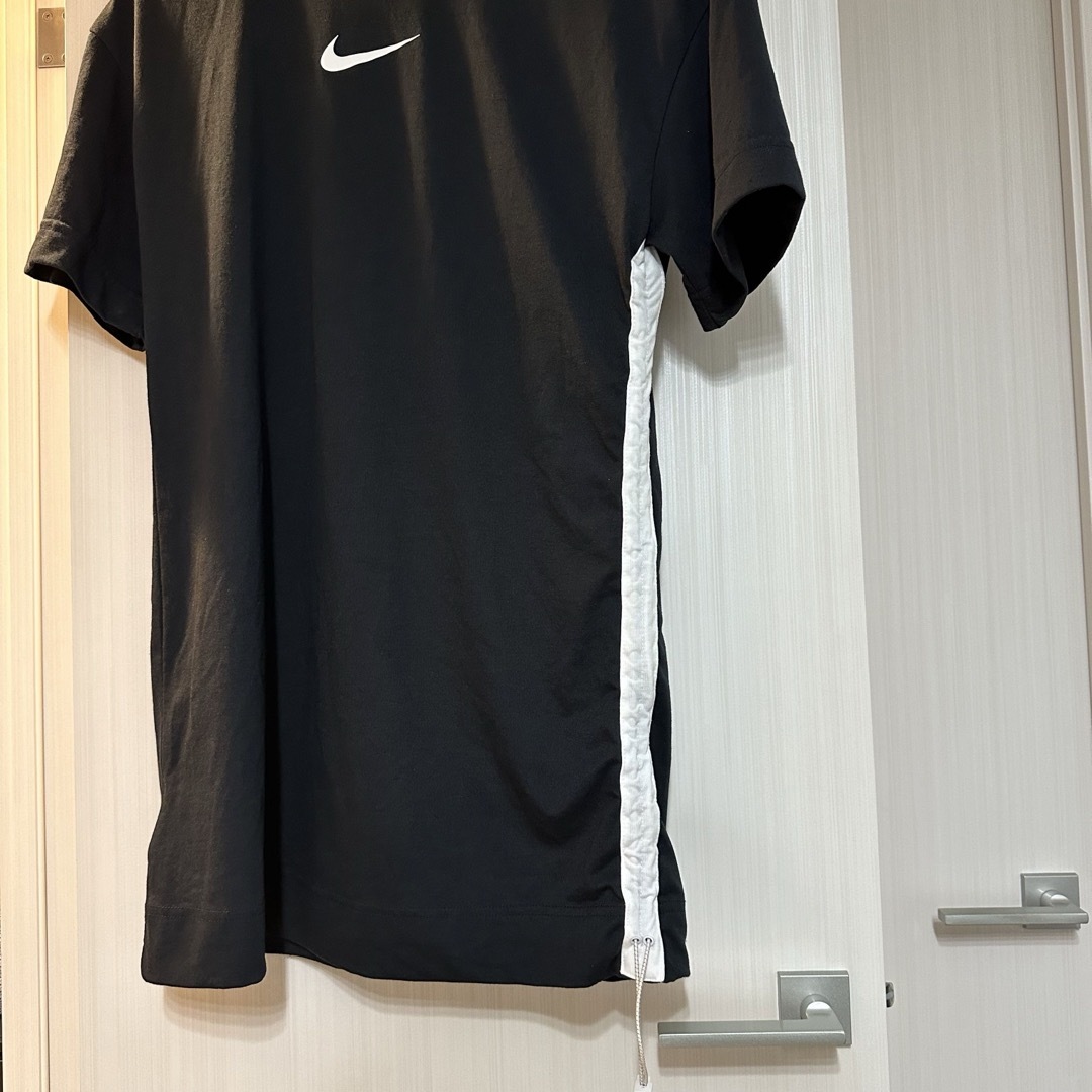 NIKE(ナイキ)のNIKE ビッグロゴ Tシャツワンピース ドレス チュニック 黒 レディース レディースのトップス(Tシャツ(半袖/袖なし))の商品写真