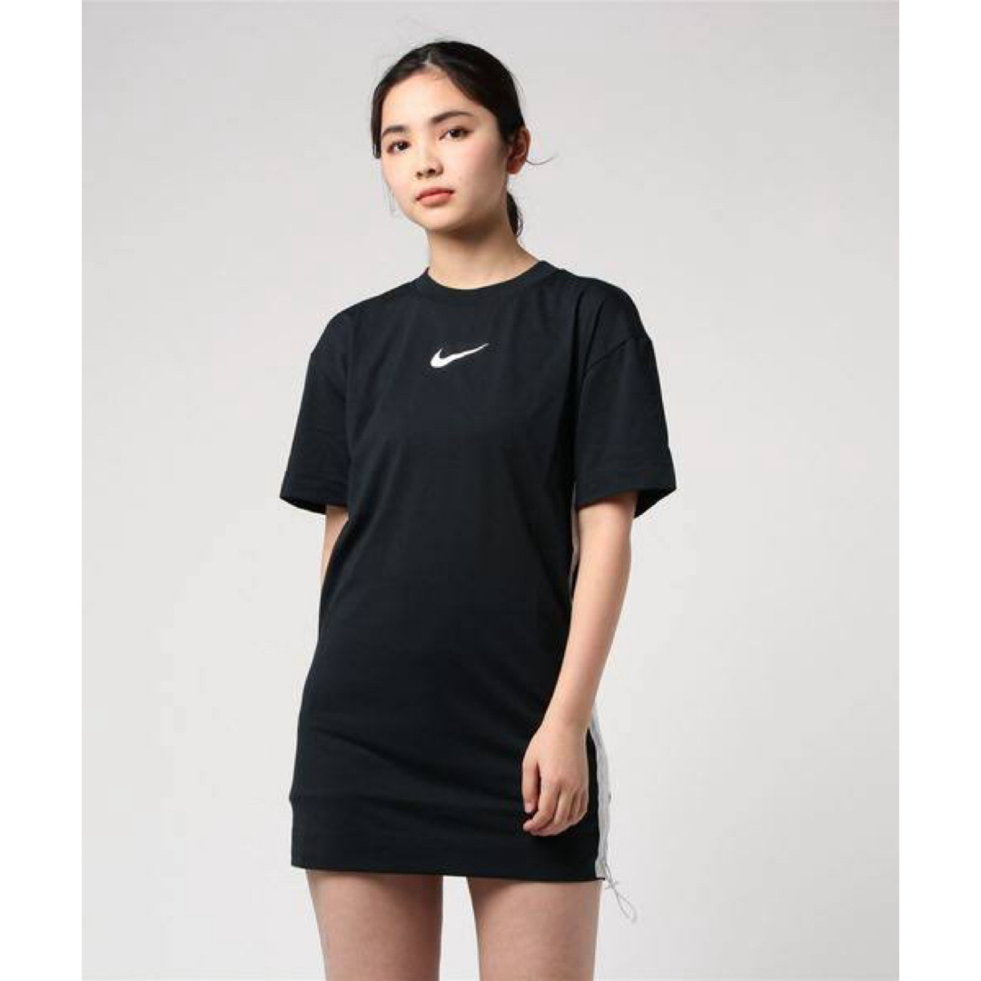 NIKE(ナイキ)のNIKE ビッグロゴ Tシャツワンピース ドレス チュニック 黒 レディース レディースのトップス(Tシャツ(半袖/袖なし))の商品写真