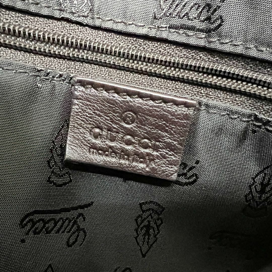 Gucci(グッチ)のグッチ　バッグ　GGキャンバス　レザー　タッセル　ショルダー　トート　レア　希少 レディースのバッグ(トートバッグ)の商品写真