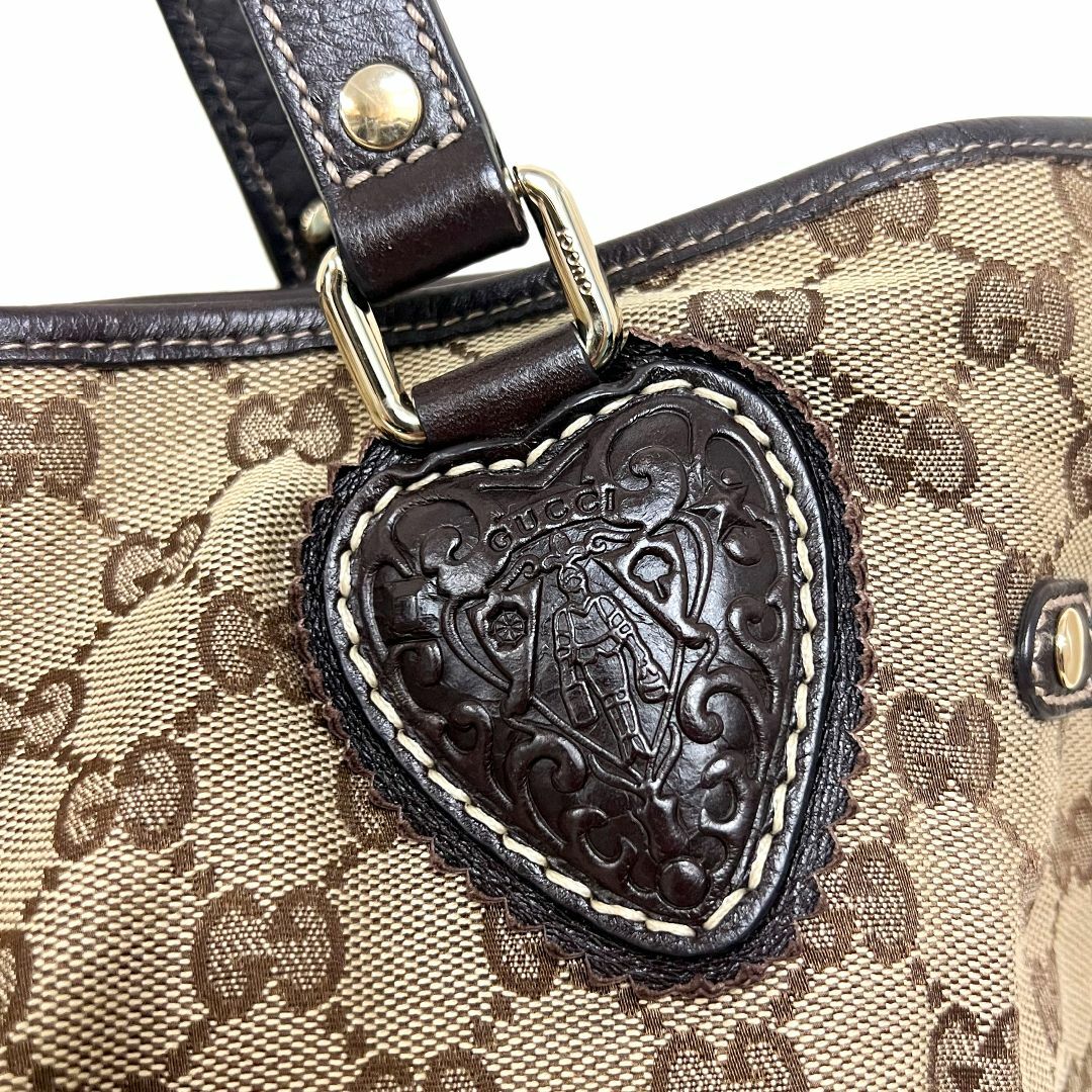 Gucci(グッチ)のグッチ　バッグ　GGキャンバス　レザー　タッセル　ショルダー　トート　レア　希少 レディースのバッグ(トートバッグ)の商品写真