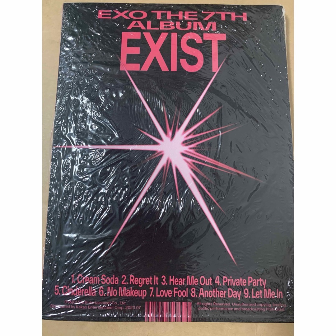 EXO(エクソ)のEXO EXIST photo book ver.  トレカなし エンタメ/ホビーのCD(K-POP/アジア)の商品写真