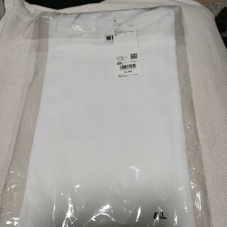 ユニクロ(UNIQLO)のユニクロのTシャツ　無地　白　4XL(Tシャツ/カットソー(半袖/袖なし))