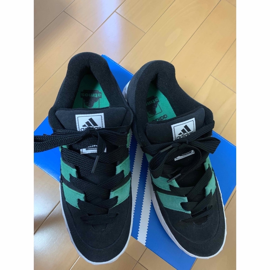 adidas(アディダス)の美品！トリプルコラボ！X-LARGE×ATMOS×adidas Adimatic メンズの靴/シューズ(スニーカー)の商品写真