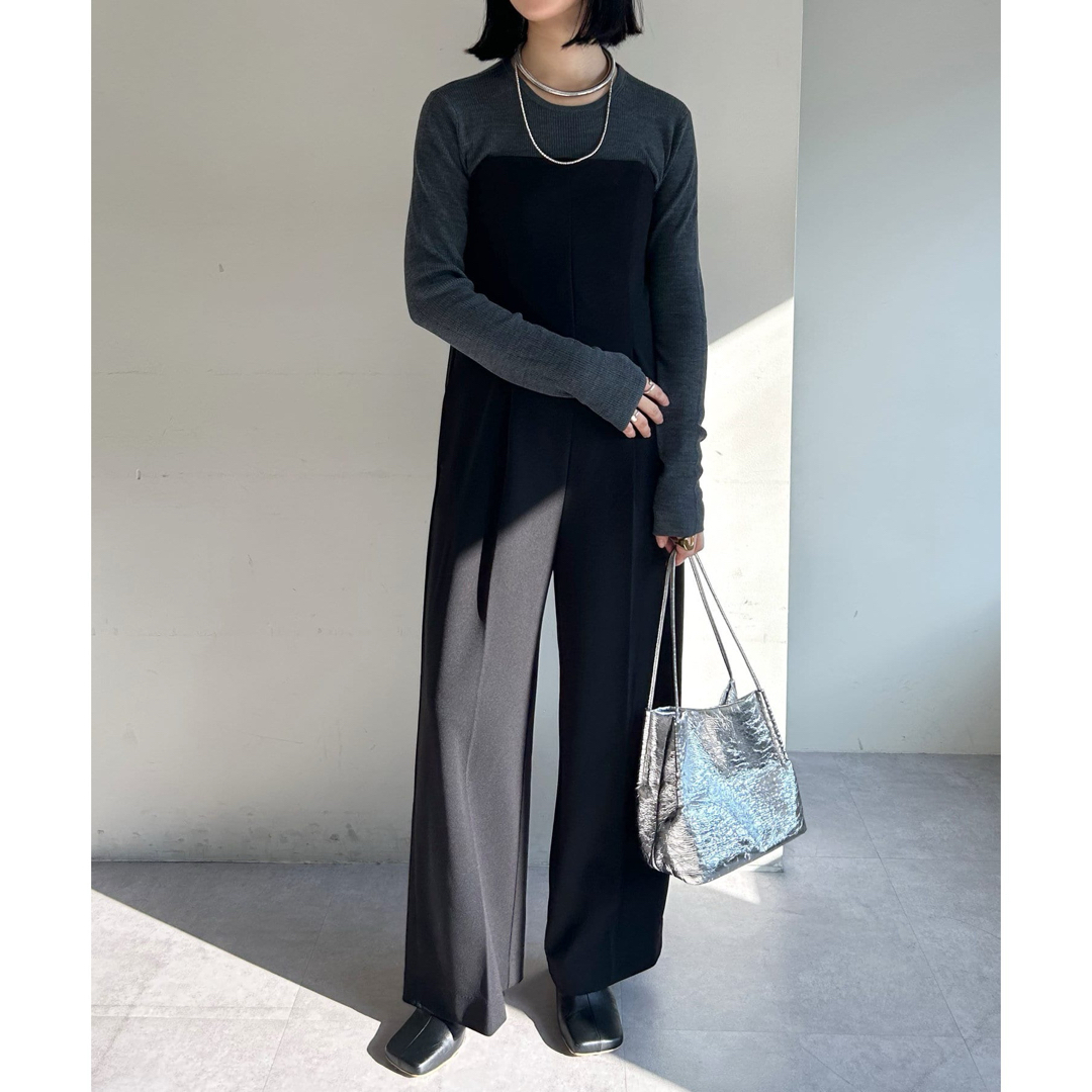 Loungedress(ラウンジドレス)の新品【SHENERY】カットジョーゼットタックサロペット BLACK / 38 レディースのパンツ(サロペット/オーバーオール)の商品写真