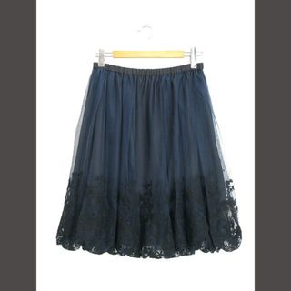 トゥービーシック(TO BE CHIC)のTO BE CHIC チュール バルーン スカート 刺繍 46 大きいサイズ 紺(ひざ丈スカート)
