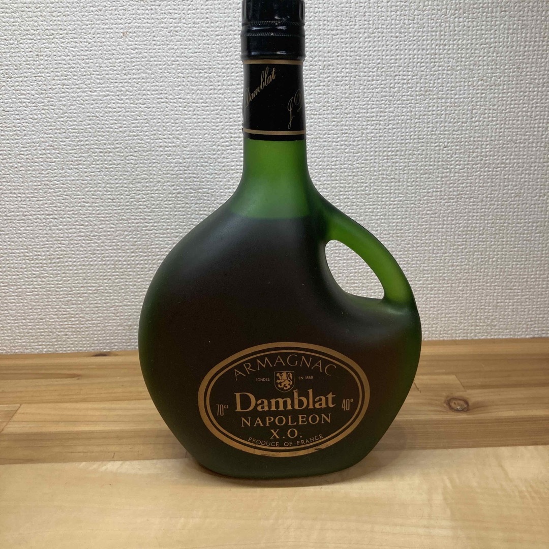   ナポレオン　ブランデー　2本セット　HOBSON Damblat X.O. 食品/飲料/酒の酒(ブランデー)の商品写真